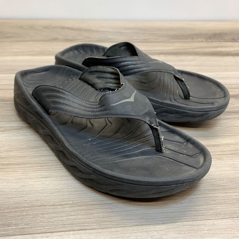 Hoka One One Ora Womens Sz 10‎ Sandals Black Flip Flops Recovery Comfort Cushion